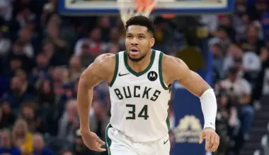 Why the Toronto Raptors Must Acquire Giannis Antetokounmpo