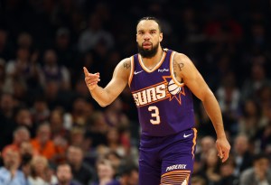 Dillon Brooks Dillon Brooks out Dillon Brooks broken hand Dillon Brooks 4-6 weeks Phoenix Suns Phoenix Suns injuries