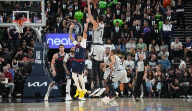 Spurs vs Clippers Picks, Predictions & Betting Splits for Thursday Night