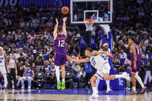 Collin GillespiePhoenix Suns
best three point shooters
three point record
