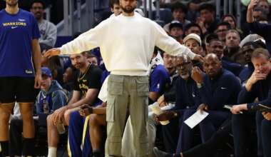 Steph Curry Honors LeBron's High School Legacy With His Sneakers