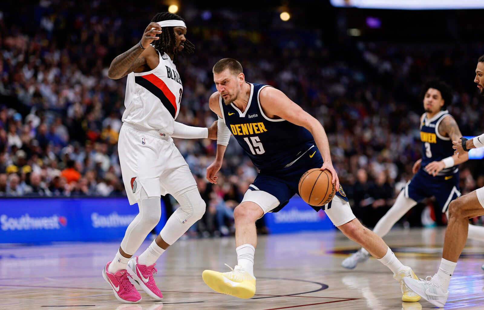 Nuggets win their second straight overtime game, defeating the Trail Blazers 137-132