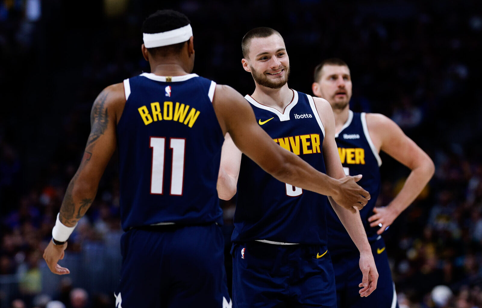 Recap: Nuggets shrug off Grizzlies, extend winning streak to 10