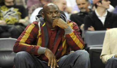 Watch: Michael Jordan Beats Chicago Bulls During Retirement in Throwback Clip