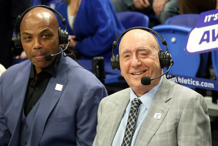 Famed ESPN college basketball voice Dick Vitale facing another battle with cancer
