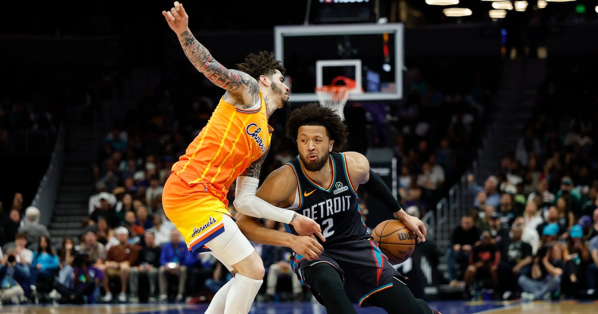 Jalen Duren leads the charge as Detroit Pistons take down Charlotte Hornets