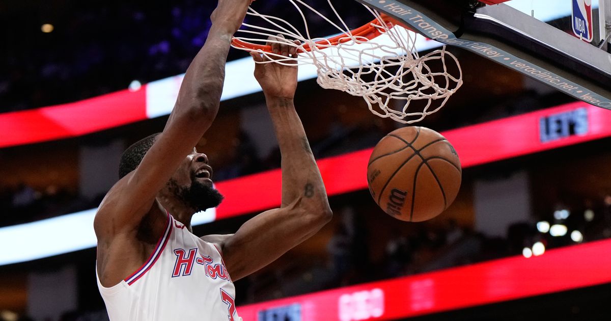 Sheppard scores 27 points on a career-high 9 3s in the Rockets' win over the the Bucks :: WRAL.com