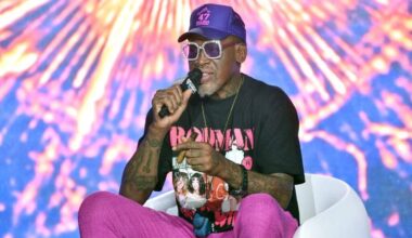 Why Dennis Rodman had no regrets about infamous hand-shaking controversy vs. Chicago Bulls