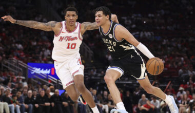 Rockets Clinch Playoff Spot | Yardbarker