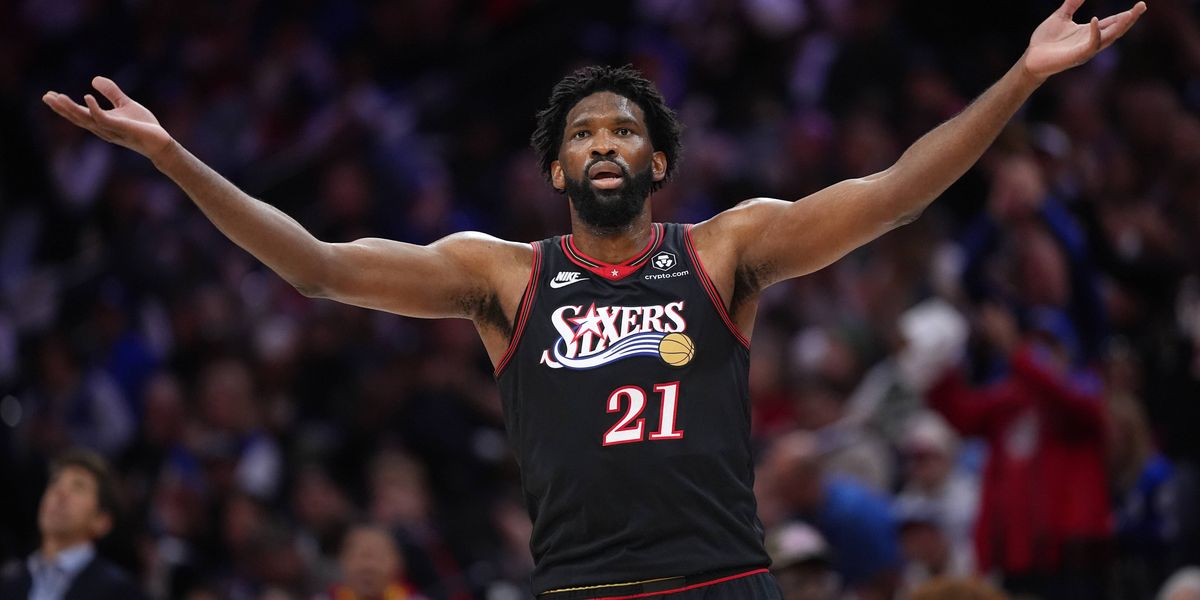 Embiid’s gutsy return after appendectomy falls flat as Celtics rout 76ers for 3-1 series lead