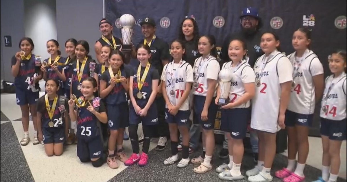 Clippers host LA Parks and Recreation girls basketball finals