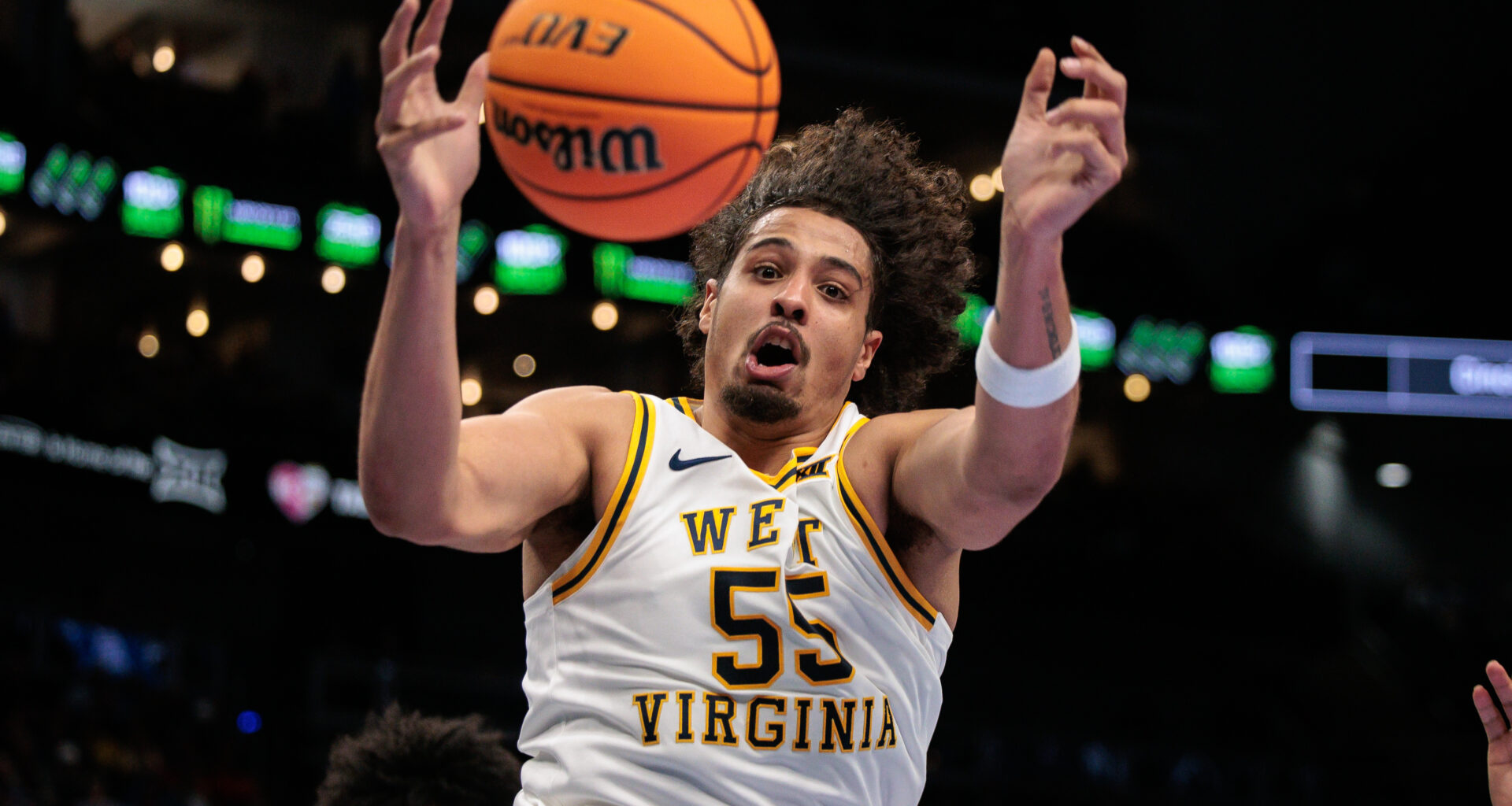 College Basketball Crown Championship, TV channel