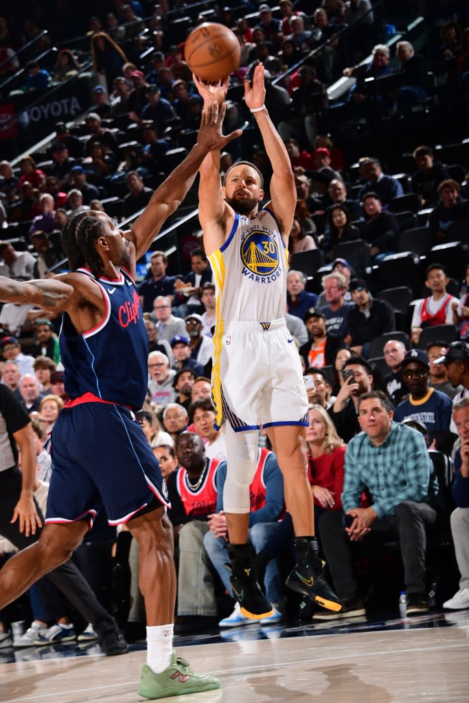 Curry was held to eight points and 2-of-9 shooting in the first half, but exploded for 16 in the third quarter. NBAE via Getty Images