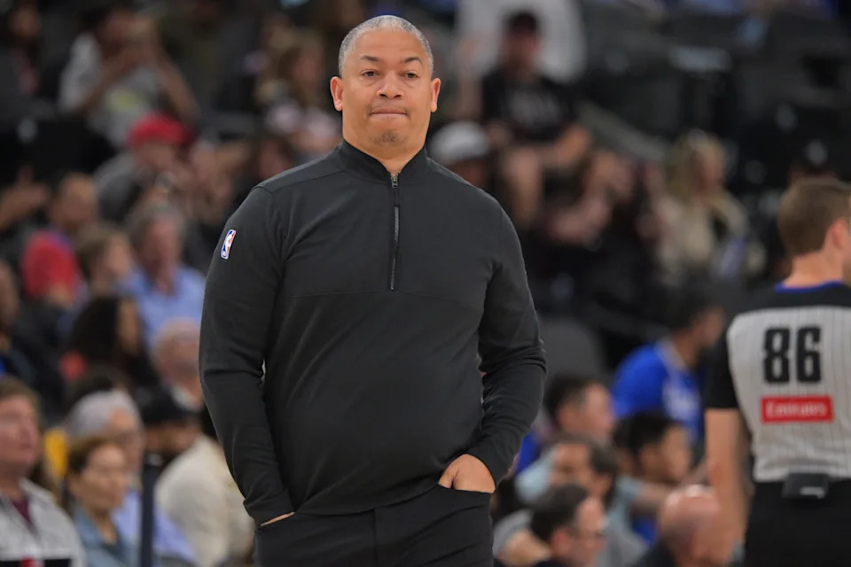 Apr 8, 2026; Inglewood, California, USA; Los Angeles Clippers head coach Tyronn Lue calls for a time out in the first half against the Oklahoma City Thunder at Intuit Dome. Mandatory Credit: Jayne Kamin-Oncea-Imagn Images