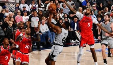 Spurs Surge Past Clippers With Fourth-Quarter Barrage