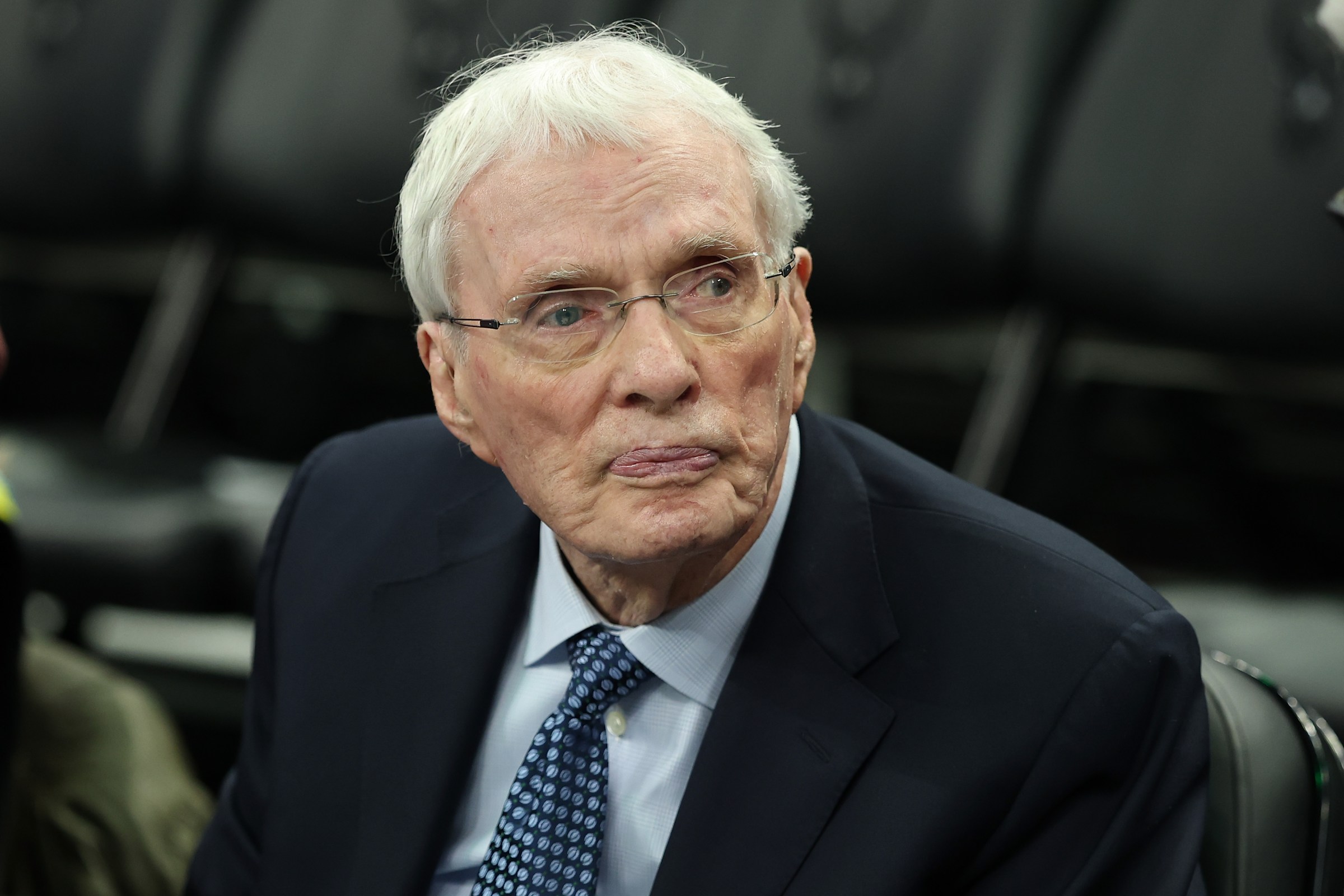 Hubie Brown was the first coach to have a winning record for the Grizzlies.