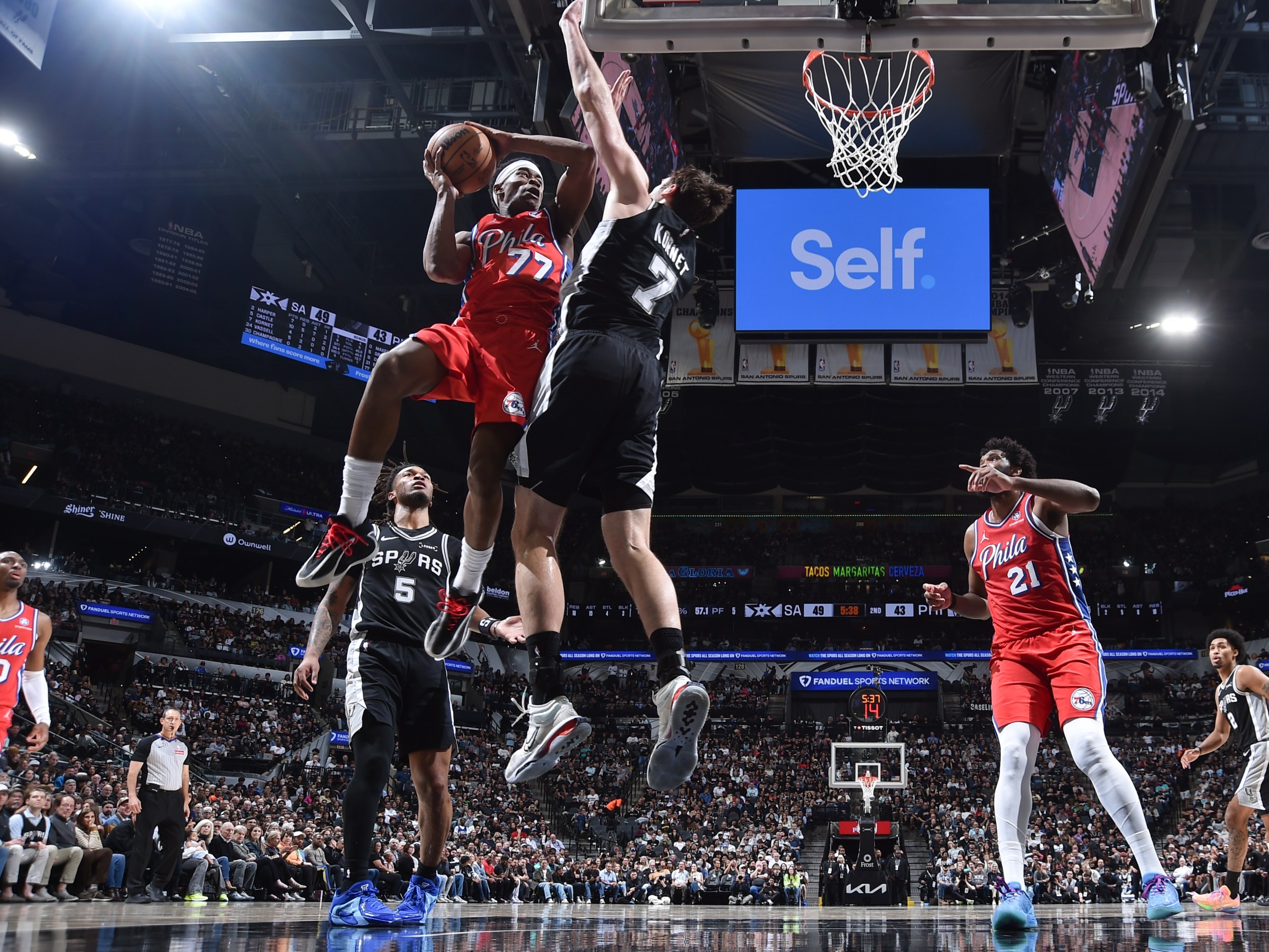 (Photos by Michael Gonzales/NBAE via Getty Images)