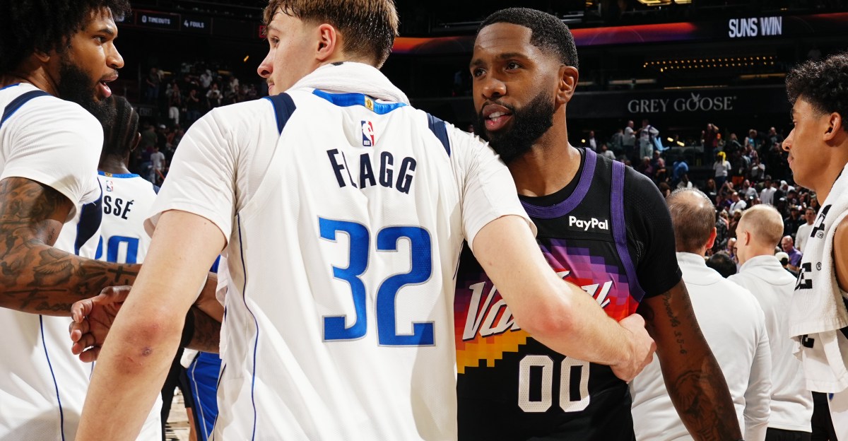 3 things to watch as the Mavericks finish up against the Bulls