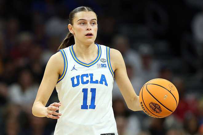South Carolina v UCLA PHOENIX, ARIZONA - APRIL 05: Gabriela Jaquez #11 of the UCLA Bruins dribbles against the South Carolina Gamecocks during the second quarter in the National Championship of the NCAA Women's Basketball Tournament at Mortgage Matchup Center on April 05, 2026 in Phoenix, Arizona. (Photo by Sarah Stier/Getty Images)