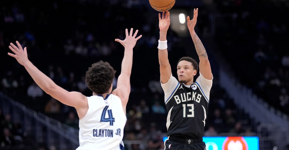 Player Grades for Ryan Rollins, Cormac Ryan in Bucks’ win vs. Grizzlies