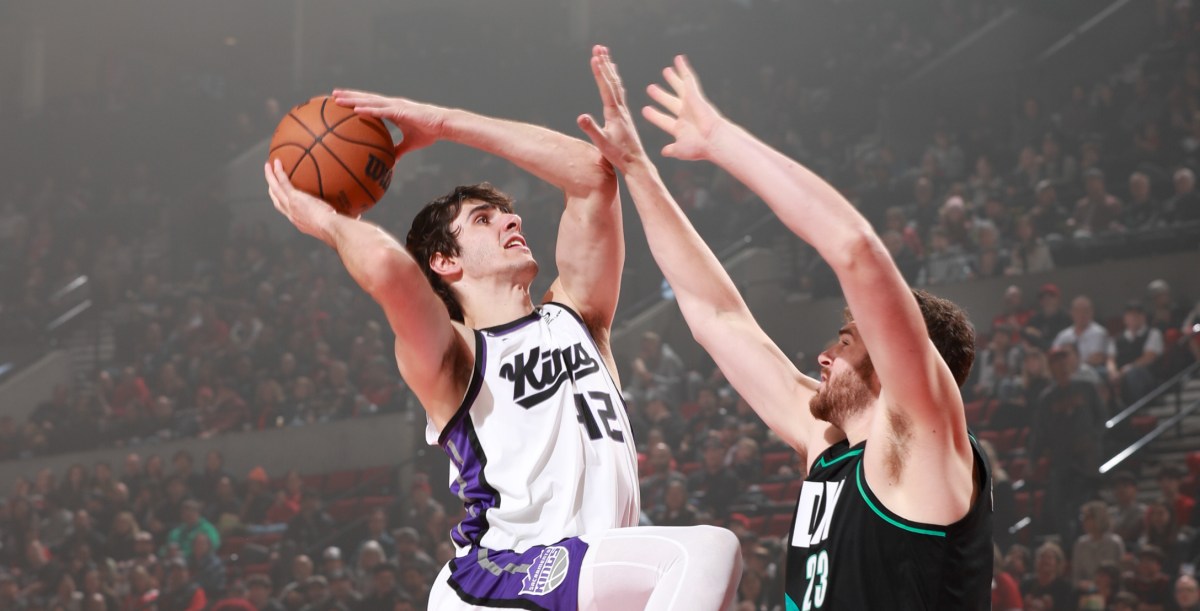 Blazers Rally to Overthrow Kings, Clinch 8th in West