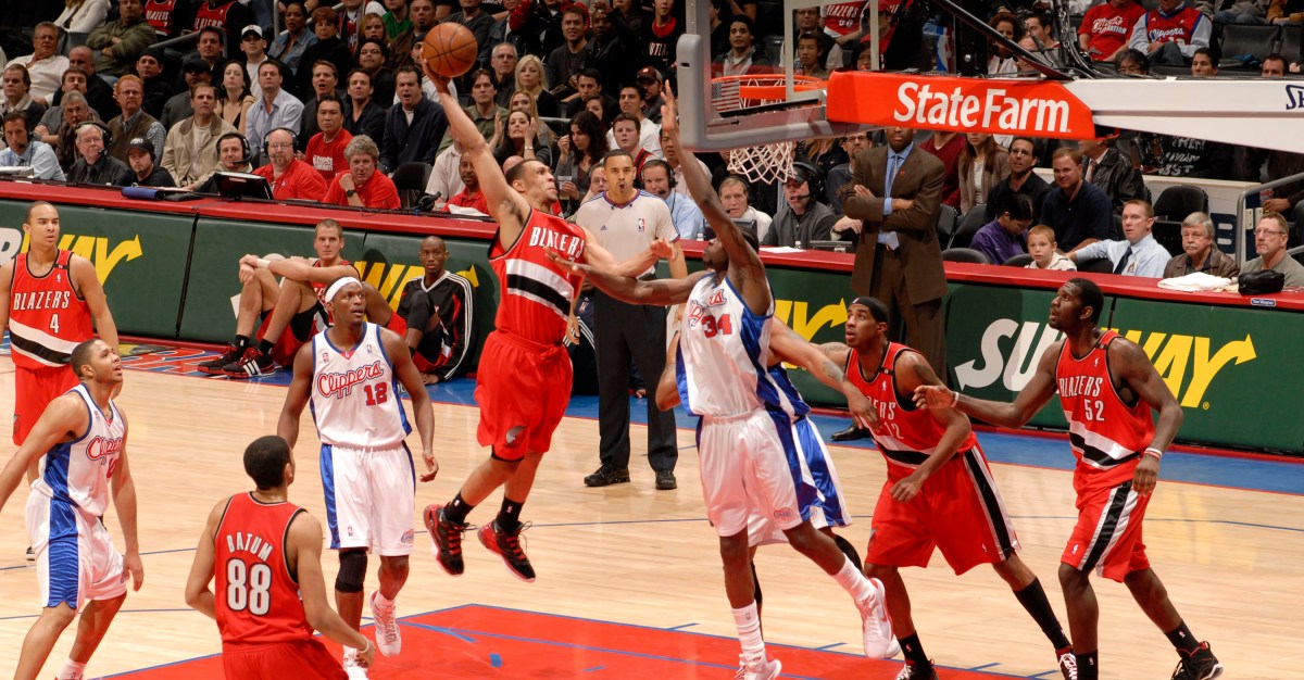 Talk Blazers-Clippers Second Half Action Here!