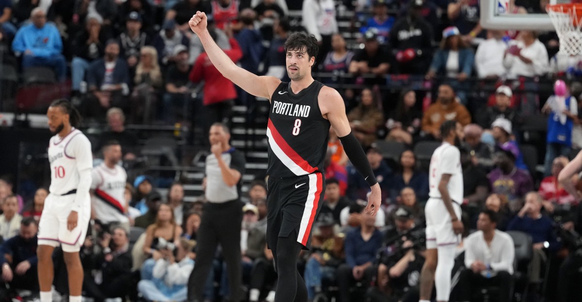 Trail Blazers Out-Effort Clippers in Huge Win