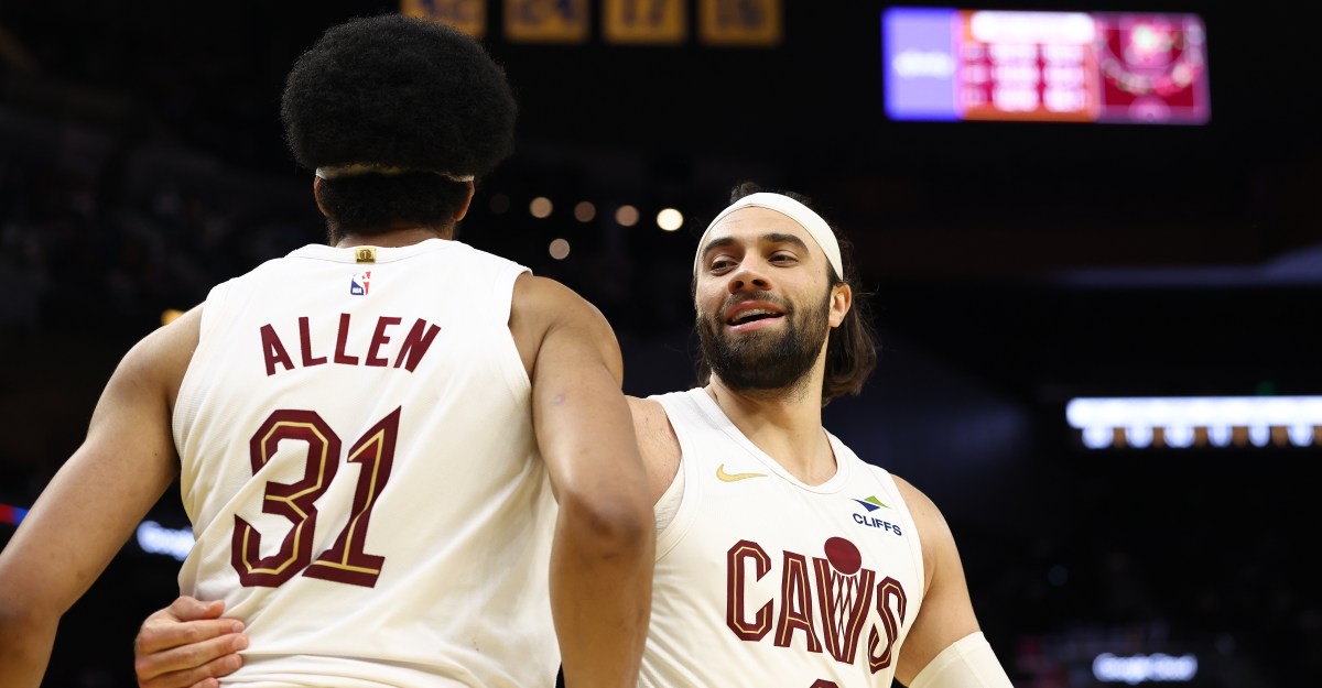 8 Takeaways from Cavs win over Warriors: Forward depth is an issue