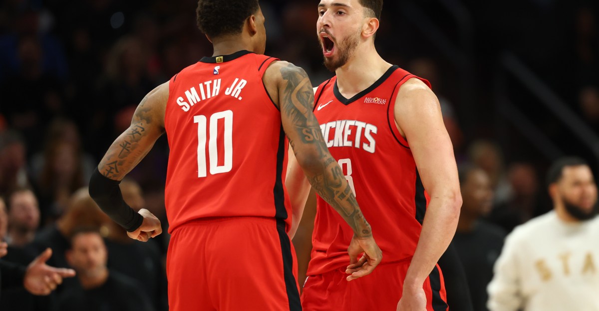 Rockets make it seven in a row with 119-105 win over Phoenix