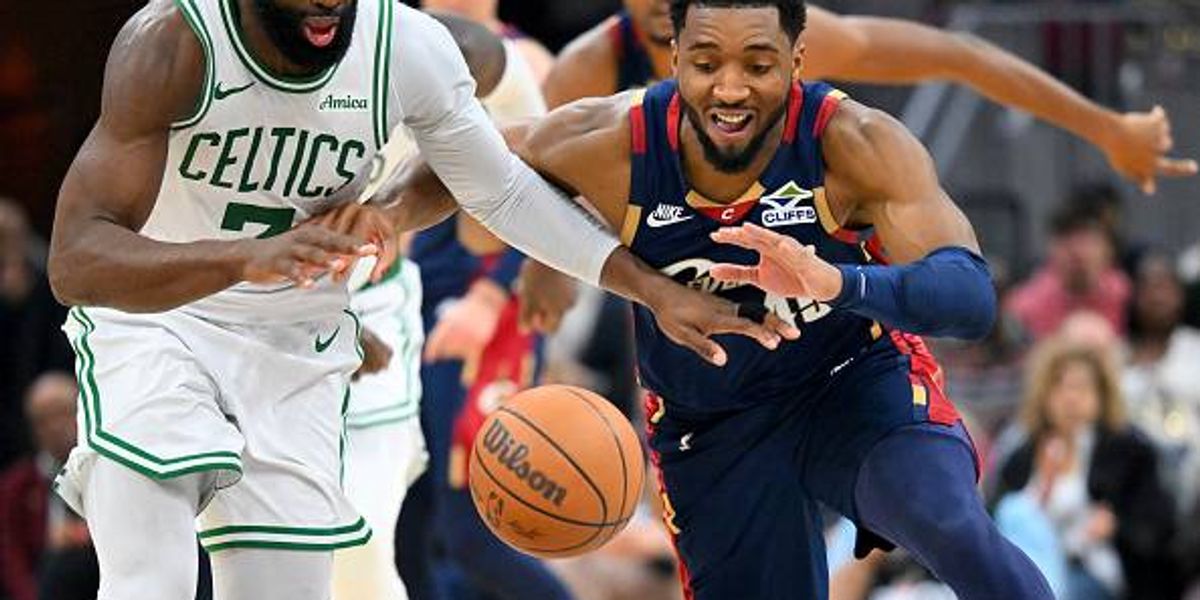 "Are We Cowards?": Ken and Anthony Discuss the Cavs' Playoff Path