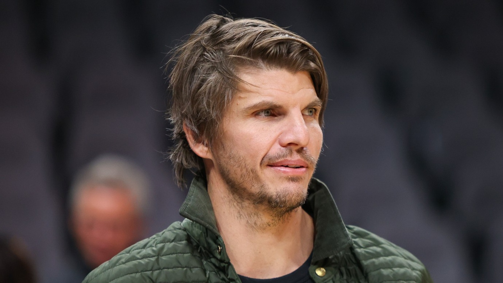 Kyle Korver looking on