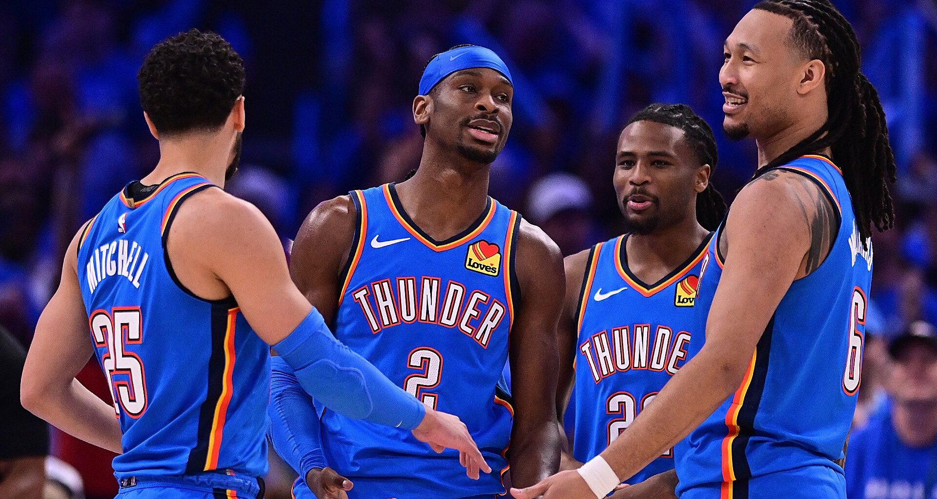 Suns-Thunder Game 1: Thunder serve notice with strong start to title defense