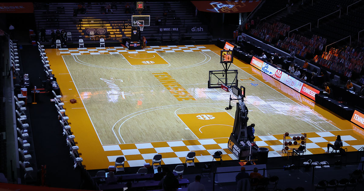 Feb 21, 2026; Auburn, Alabama, USA; Kentucky Wildcats guard Denzel Aberdeen (1) runs a play against the Auburn Tigers during the first half at Neville Arena. Mandatory Credit: John Reed-Imagn Images