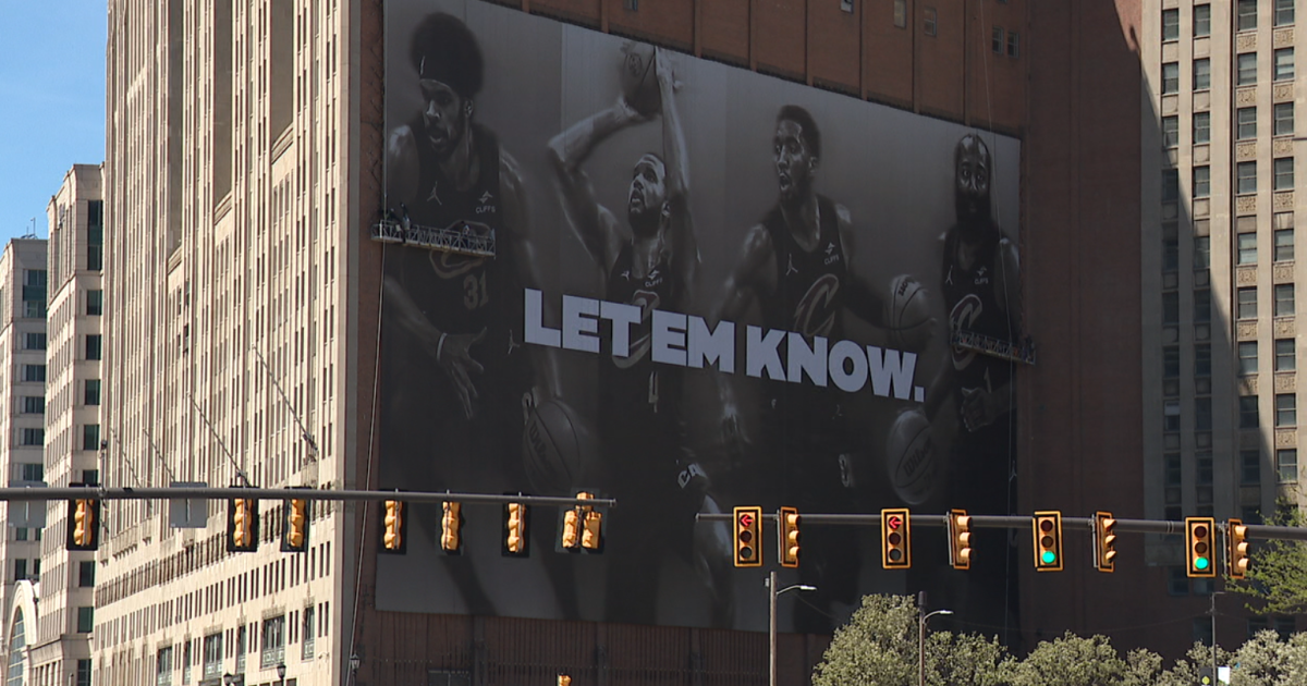 Cavs banners go up Downtown ahead of the playoffs