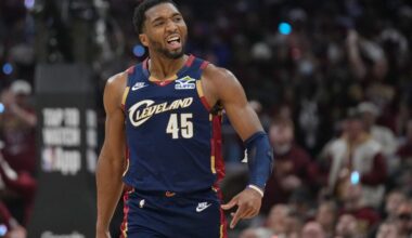 Mitchell, Harden lead Cavs to 115-105 win and 2-0 series lead over Raptors