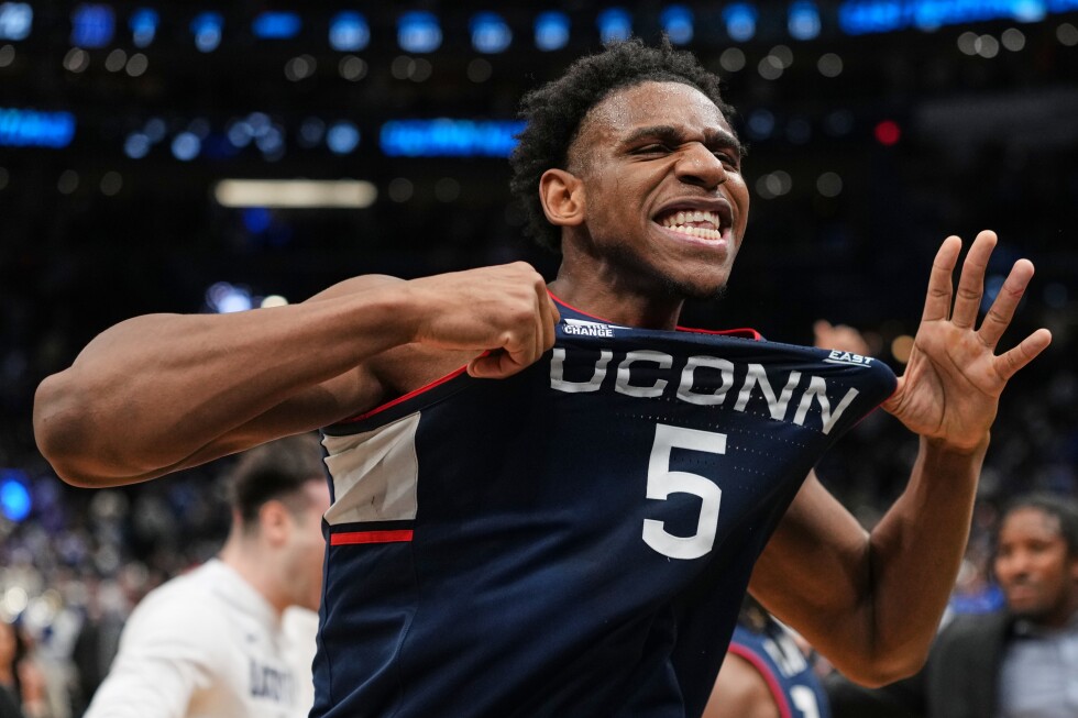 Transfers Reed and Demary have found a home for Final Four-bound UConn