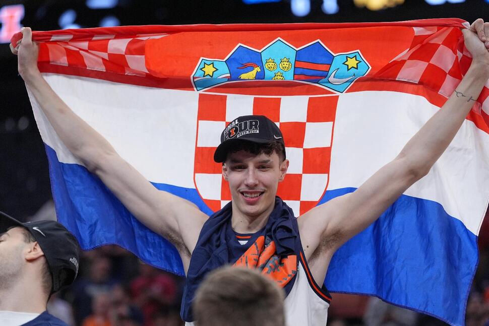 What Makes You a Pro? at the Final Four, That Question Is Bubbling up Once Again