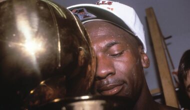 Rare Chicago Bulls Championship Banner from 1992-93 Season Heads to Auction