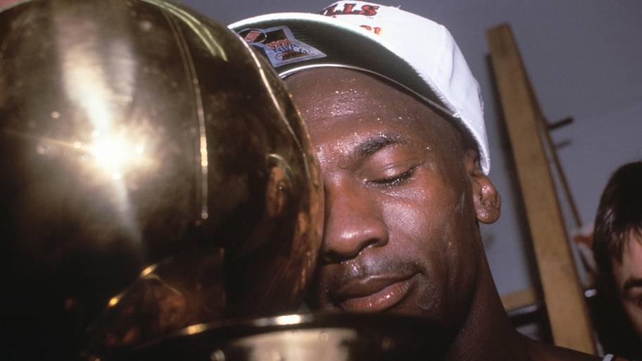 Rare Chicago Bulls Championship Banner from 1992-93 Season Heads to Auction