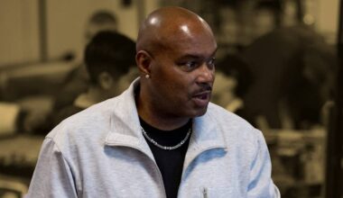 Tim Hardaway on what Denver needs to do in order to keep their championship window open: "They have some decisions to make"