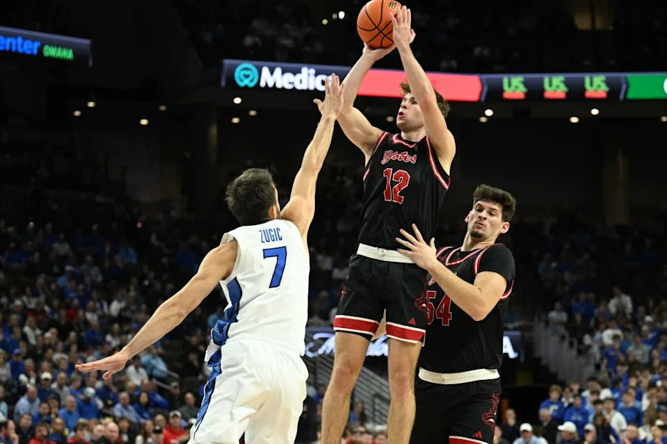Former South Dakota guard Isaac Bruns announced his commitment to USC basketball on Thursday. IMAGN IMAGES via Reuters Connect