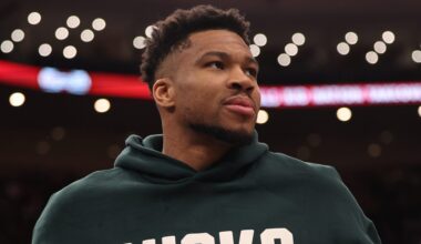 76ers Land Giannis Antetokounmpo in Wild 3-Team Proposal