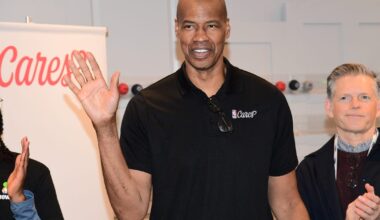 Jason Collins, NBA's first openly gay player, dies of brain tumor