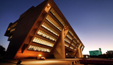 Save I.M. Pei’s Dallas City Hall or rebuild for Dallas Mavericks?