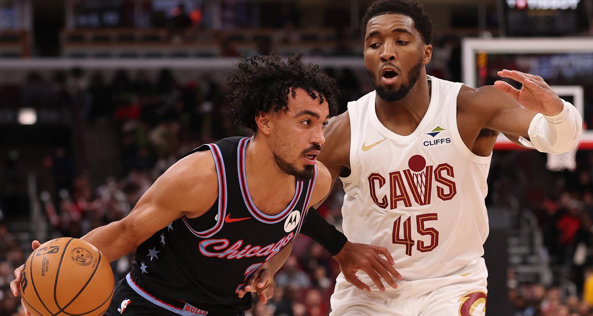 Bulls Pursue Coach Tied to Donovan Mitchell