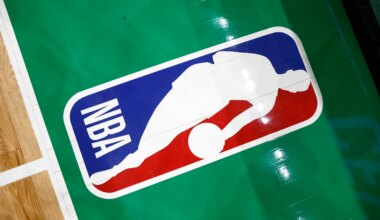 Shaq thinks there's hope for the Celtics, but not 76ers or Clippers