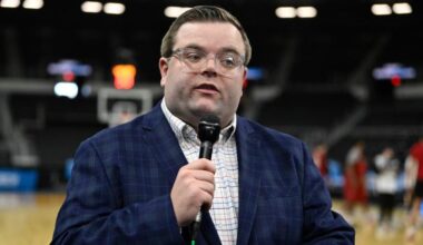 Why is John Fanta at the Kentucky Derby? Explaining college basketball reporter's role at Churchill Downs