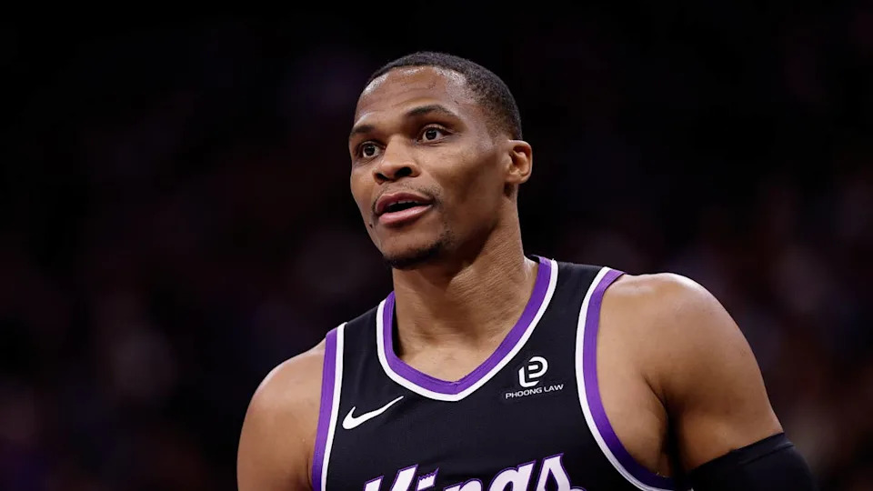 Sacramento Kings guard Russell Westbrook (18)© Kelley L Cox-Imagn Images