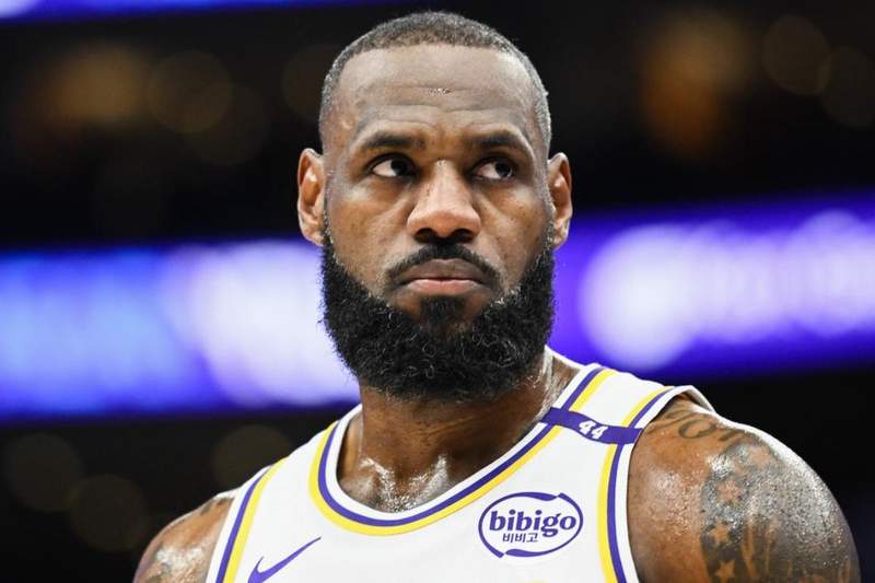 LeBron James Hands Stern Reality Check to Lakers After Going Down 0-3 vs Thunder