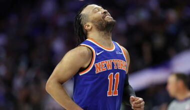 Knicks’ Jalen Brunson visibly hurt after apparent James Harden shot